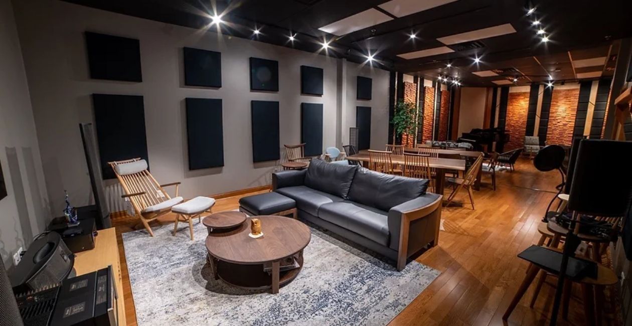 CHICAGO SHOWROOM