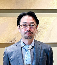 小槻 敦也店長